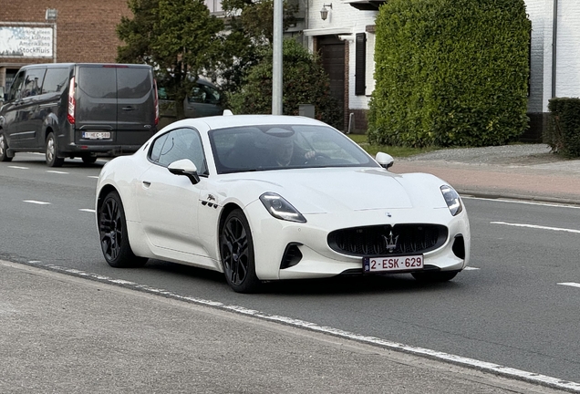 Maserati GranTurismo Folgore 2023