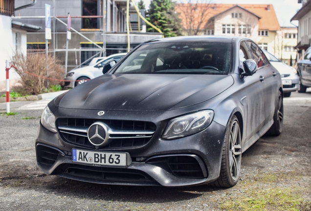 Mercedes-AMG E 63 S W213