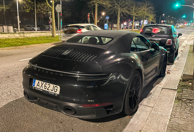 Porsche 992 Carrera 4 GTS Cabriolet