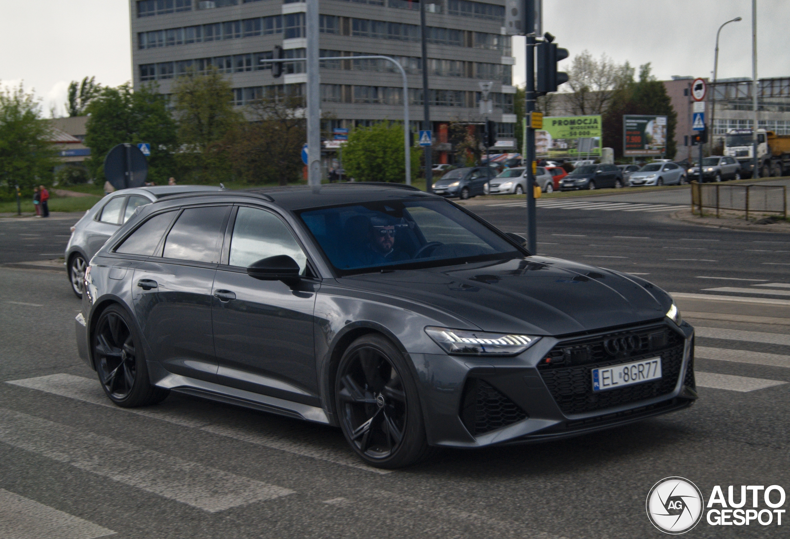 Audi RS6 Avant C8