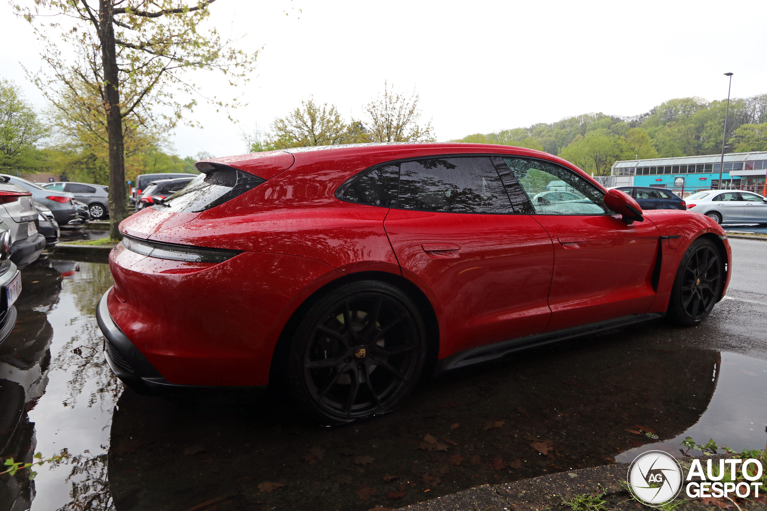 Porsche Taycan GTS Sport Turismo