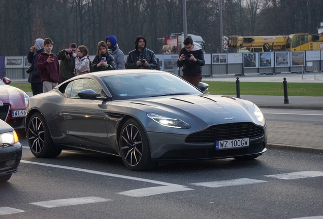 Aston Martin DB11