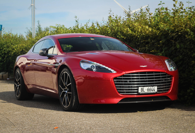 Aston Martin Rapide S