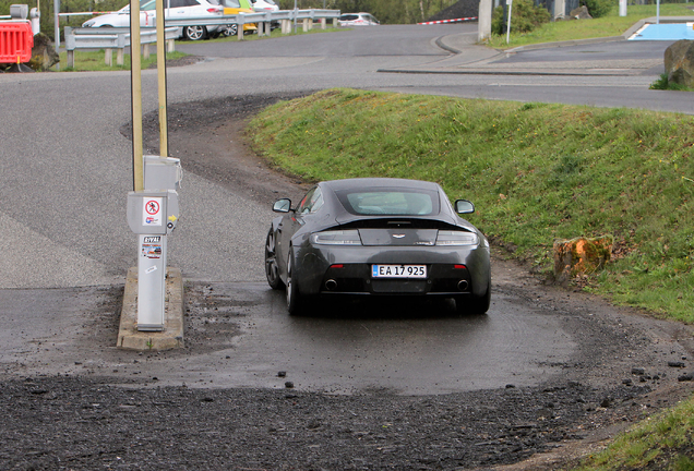 Aston Martin V8 Vantage S