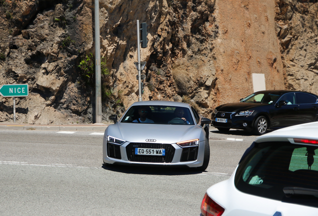 Audi R8 V10 Plus 2015