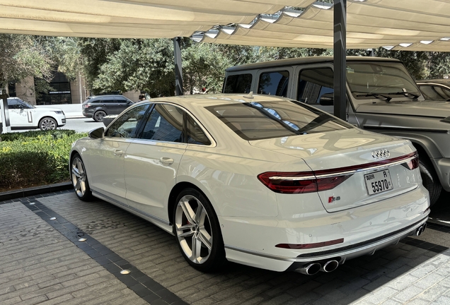 Audi S8 D5