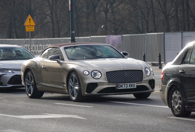 Bentley Continental GTC 2019 Mulliner