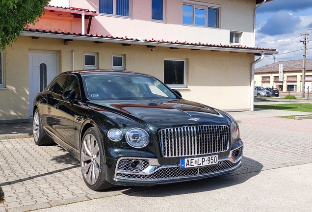 Bentley Flying Spur V8 2021