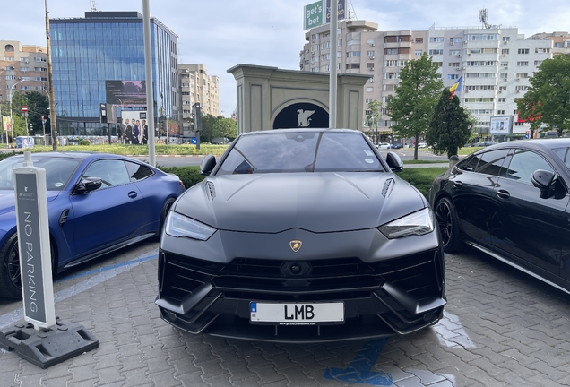 Lamborghini Urus Performante