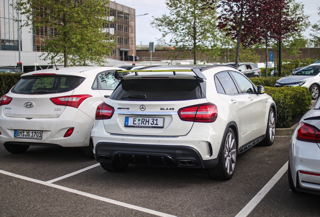 Mercedes-Benz GLA 45 AMG Edition 1