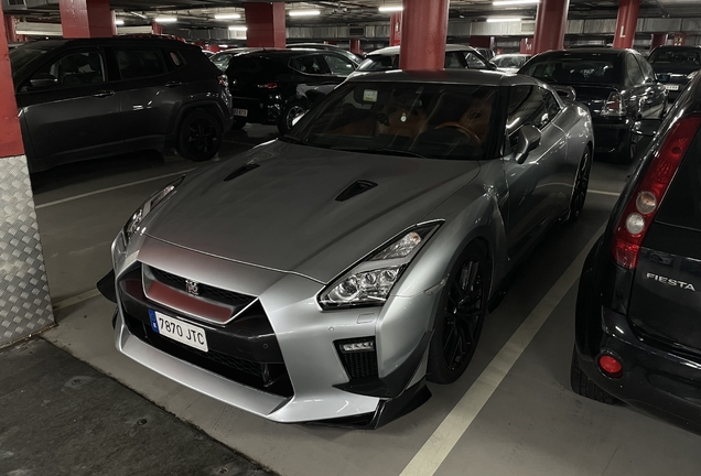 Nissan GT-R 2017