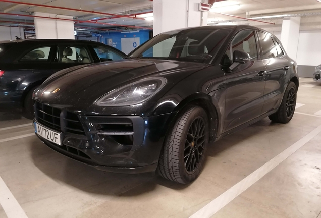 Porsche 95B Macan GTS MkII