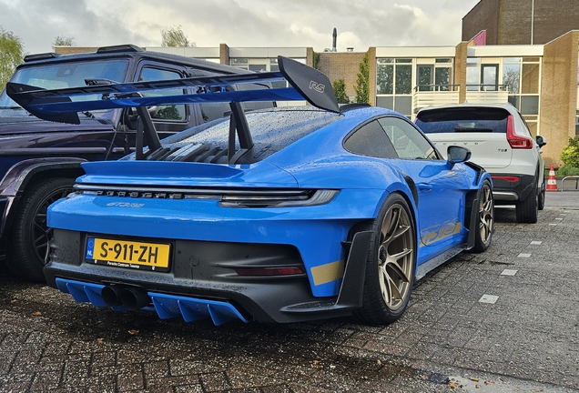 Porsche 992 GT3 RS Weissach Package