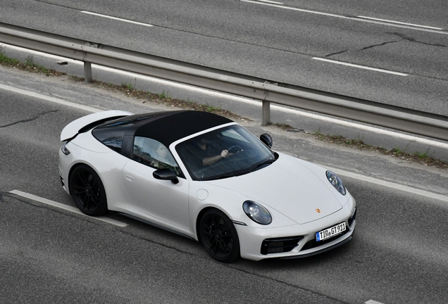 Porsche 992 Targa 4 GTS