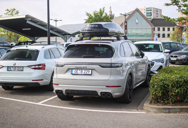 Porsche 9YA Cayenne GTS