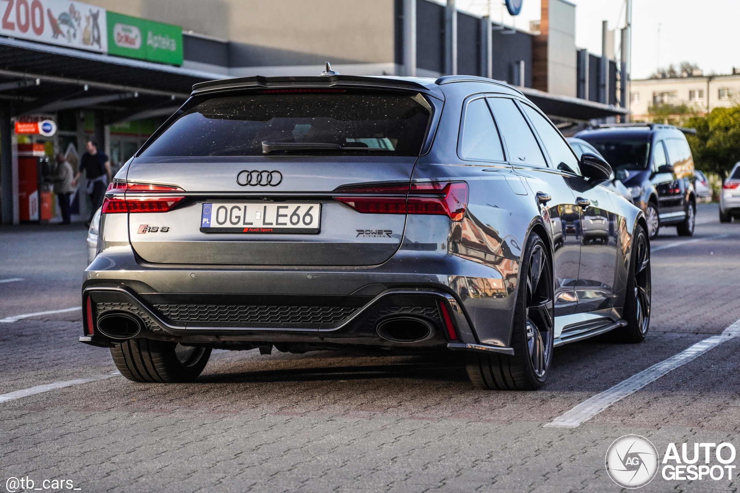 Audi RS6 Avant C8