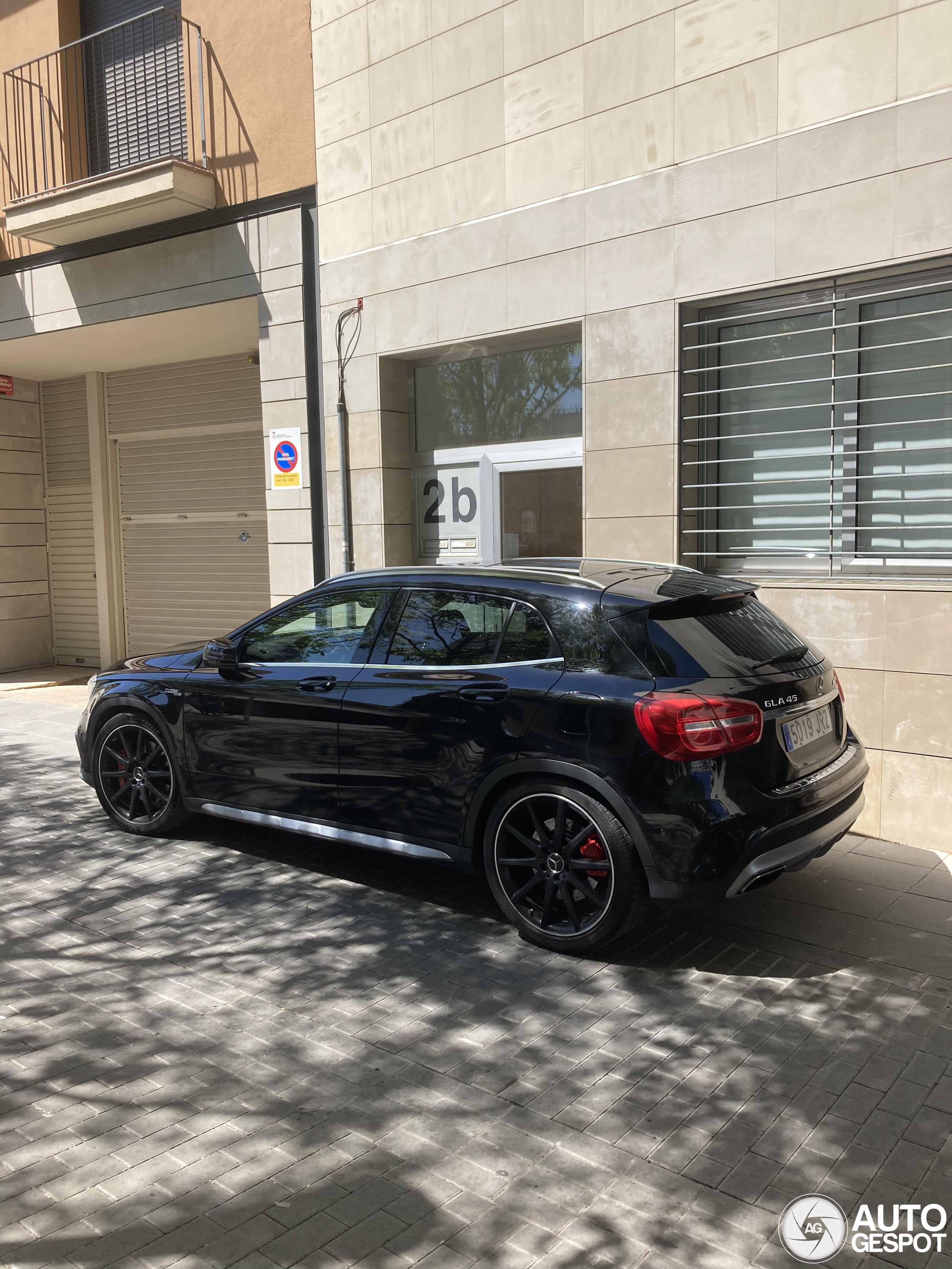 Mercedes-AMG GLA 45 X156