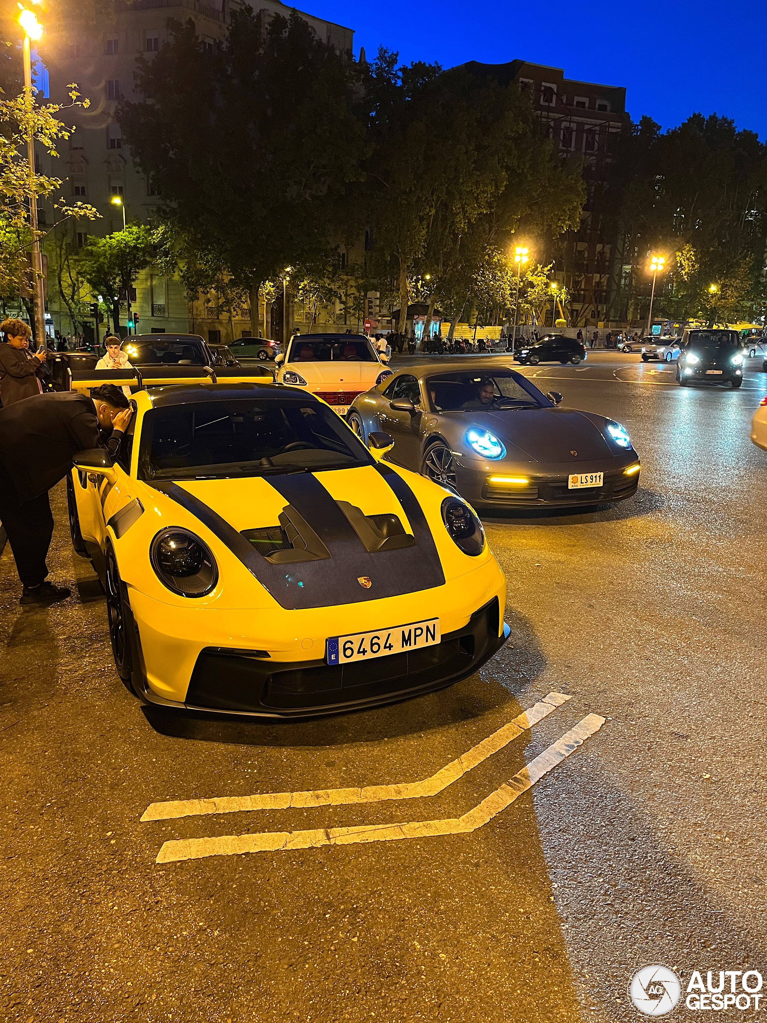 Porsche 992 GT3 RS Weissach Package