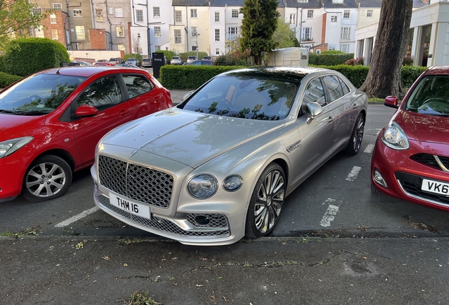 Bentley Flying Spur Hybrid Mulliner