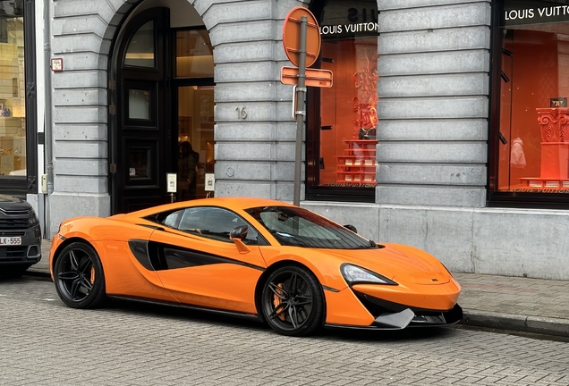 McLaren 570S