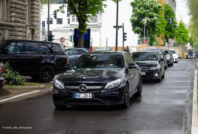 Mercedes-AMG C 63 S W205