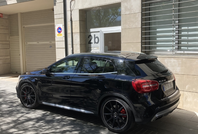 Mercedes-AMG GLA 45 X156