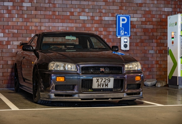 Nissan Skyline R34 GT-R V-Spec