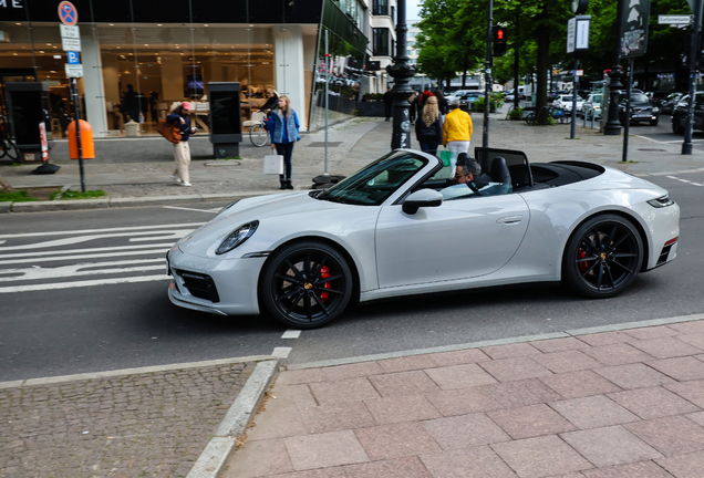 Porsche 992 Carrera S Cabriolet