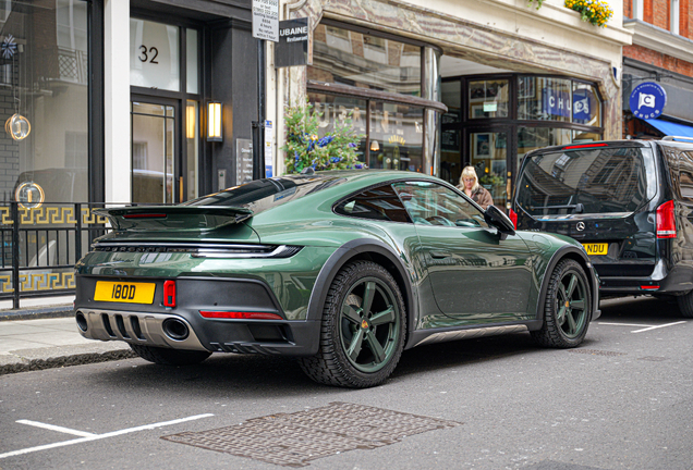 Porsche 992 Dakar