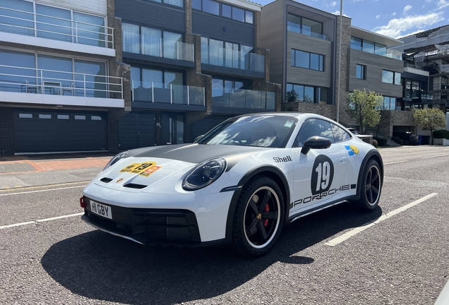 Porsche 992 Dakar