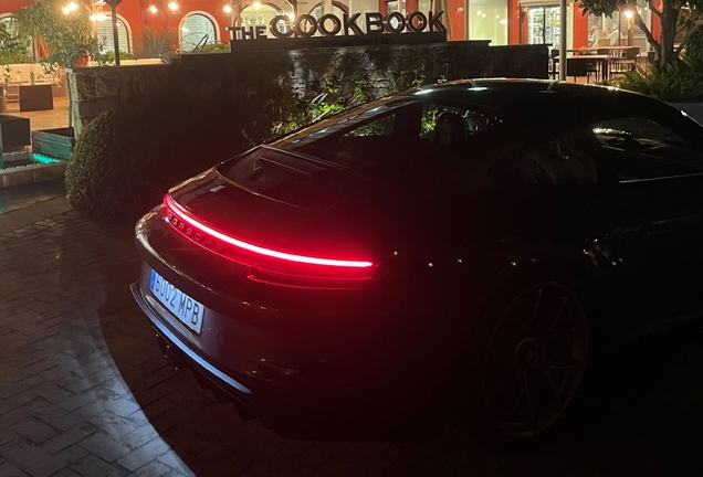 Porsche 992 GT3 Touring