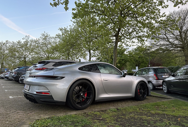 Porsche 992 GT3 Touring