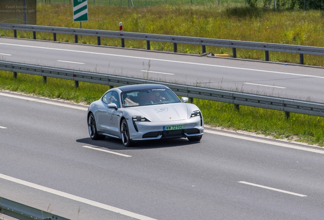 Porsche Taycan Turbo