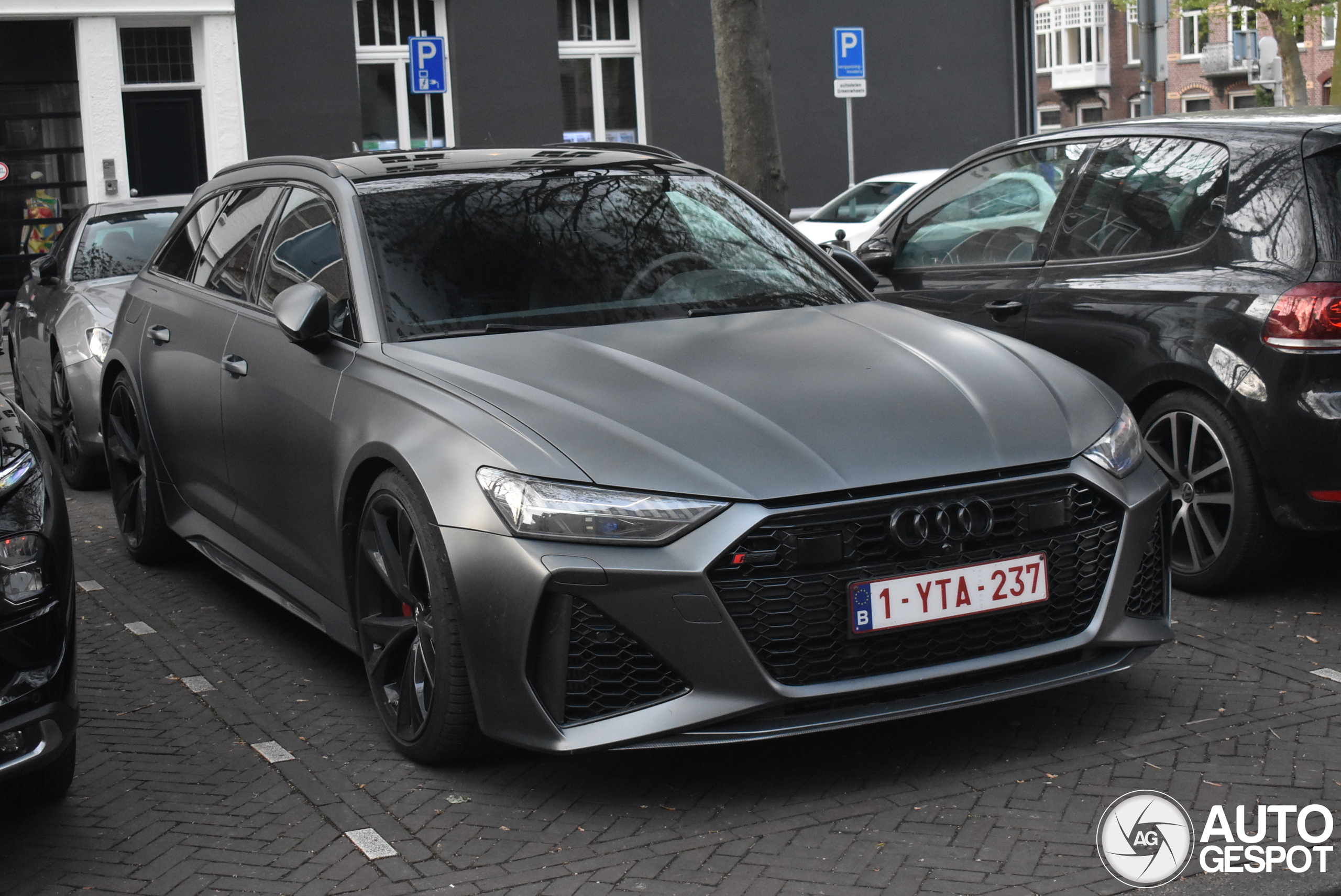 Audi RS6 Avant C8