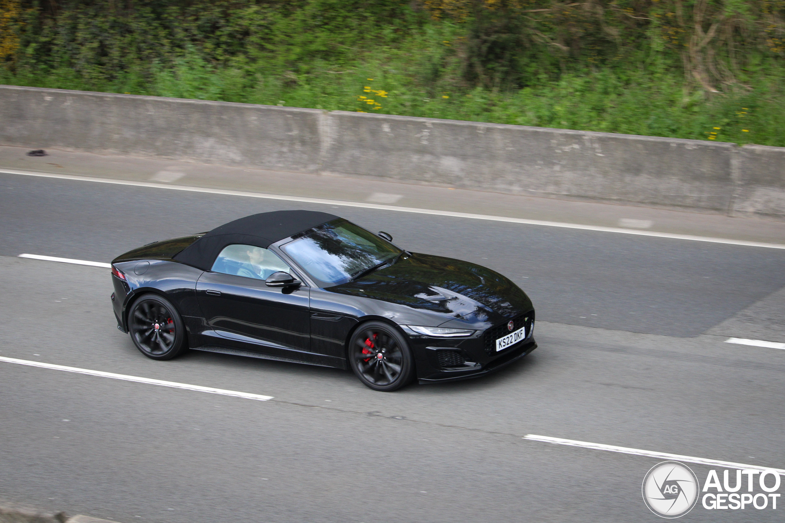 Jaguar F-TYPE R Convertible 2020