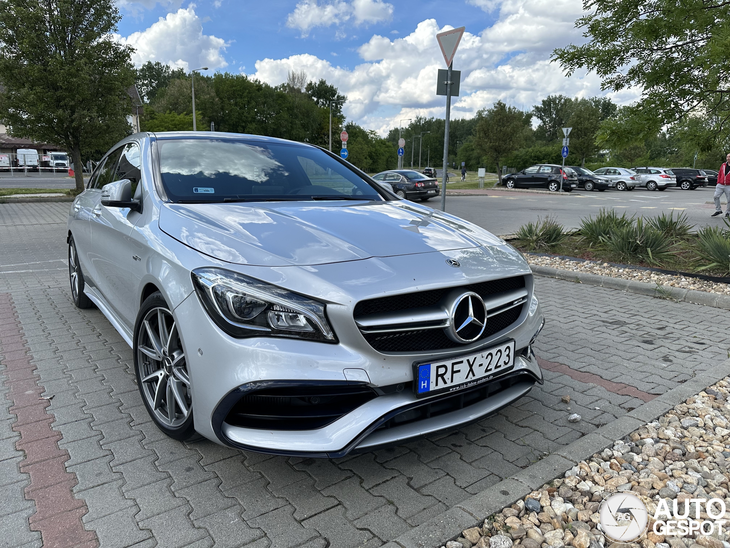 Mercedes-AMG CLA 45 Shooting Brake X117 2017