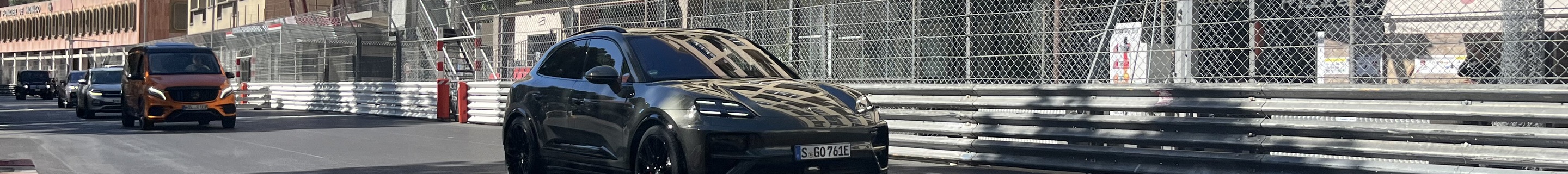 Porsche Macan EV Turbo