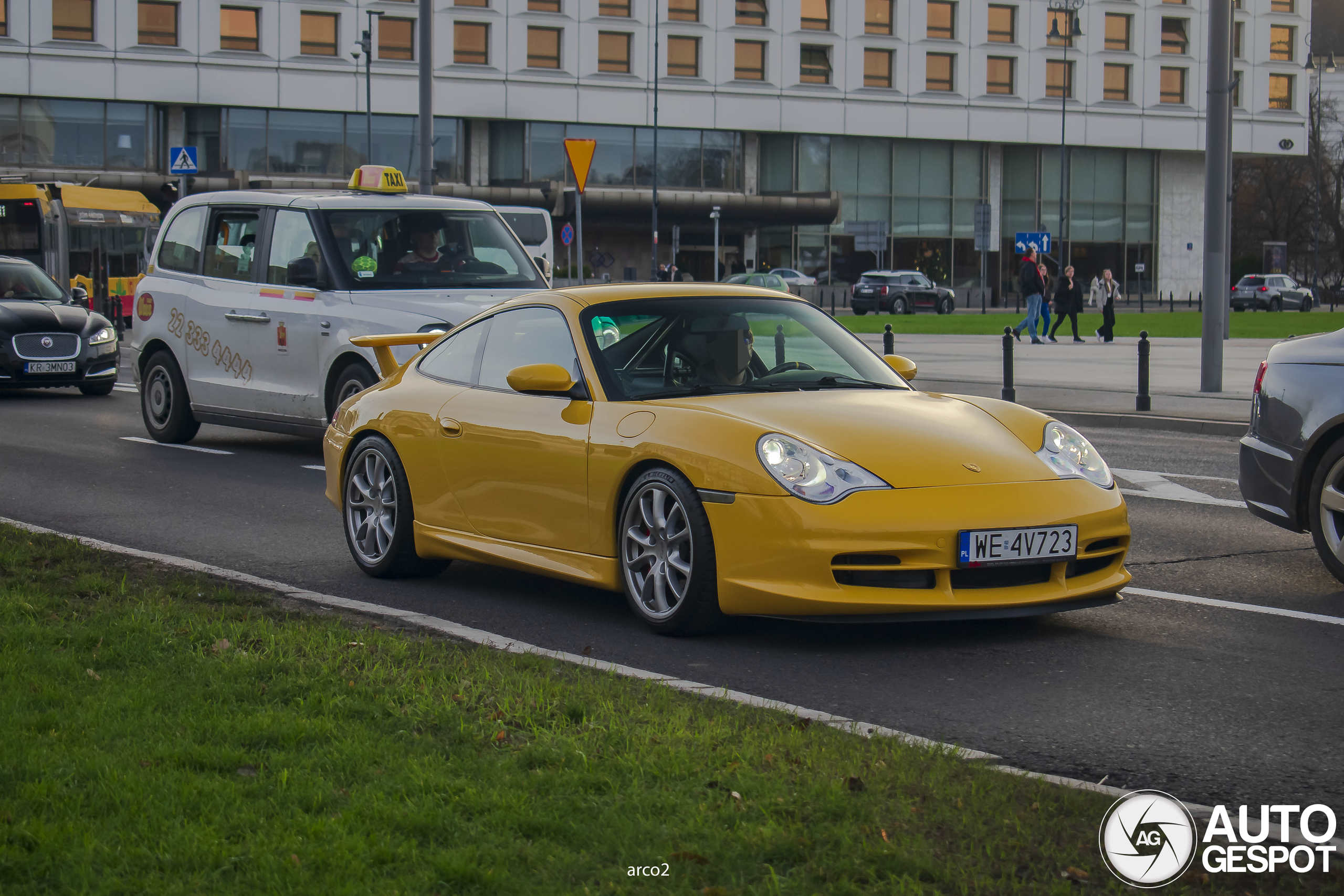 Hello (￣-￣)ゞ③ We'll just leave this here. @mattcrooke giving his old 996 GT3 the