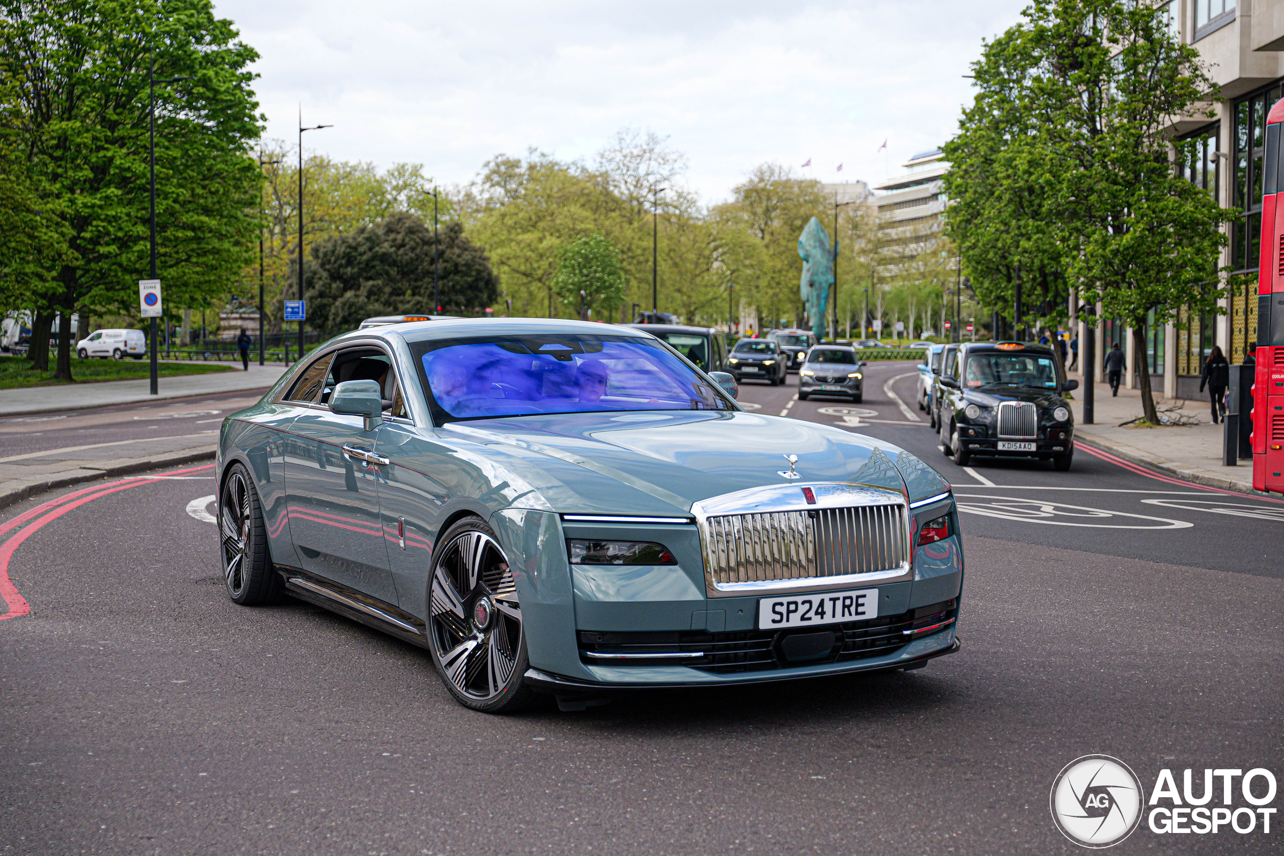 Rolls-Royce Spectre