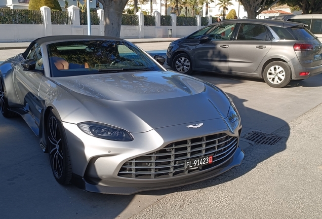 Aston Martin V12 Vantage Roadster 2023