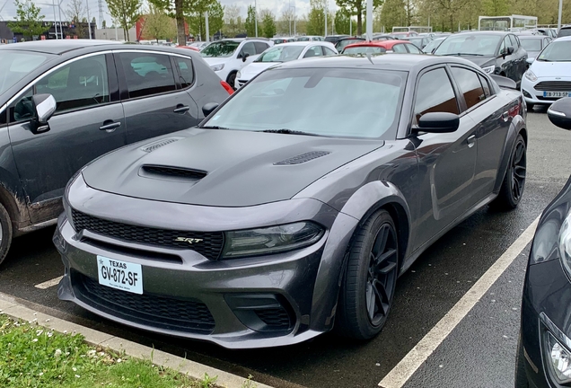 Dodge Charger SRT Hellcat Widebody