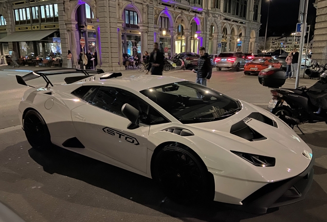 Lamborghini Huracán LP640-2 STO