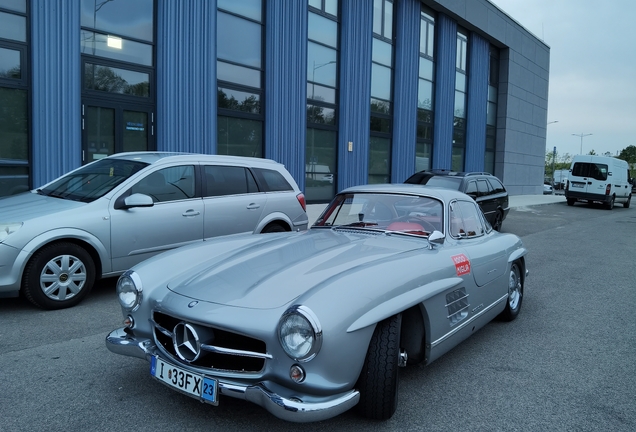 Mercedes-Benz 300SL Gullwing