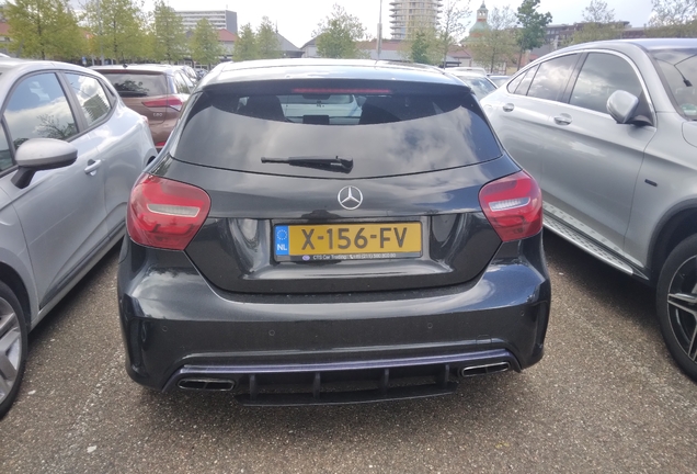 Mercedes-AMG A 45 W176 2015