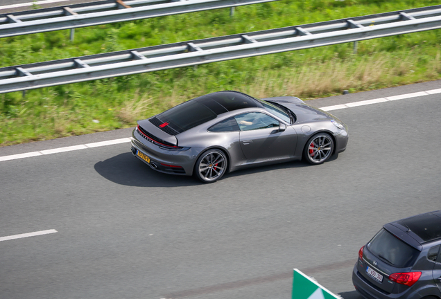 Porsche 992 Carrera S