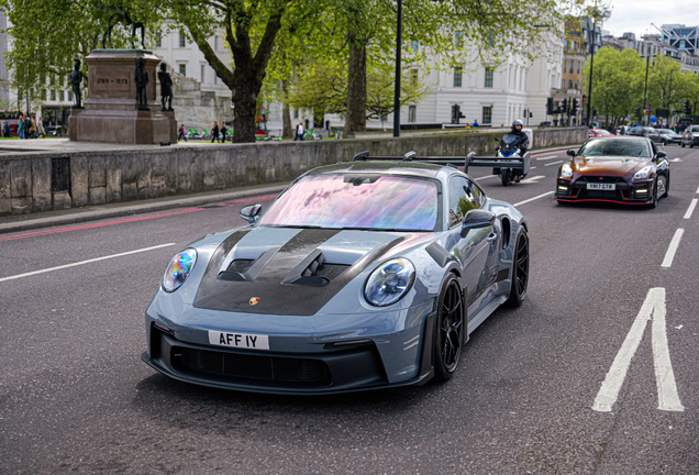 Porsche 992 GT3 RS Weissach Package