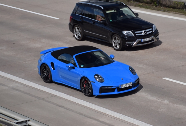 Porsche 992 Turbo Cabriolet