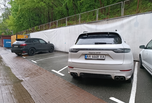 Porsche 9YA Cayenne GTS