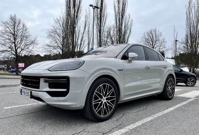 Porsche Cayenne Coupé Turbo E-Hybrid