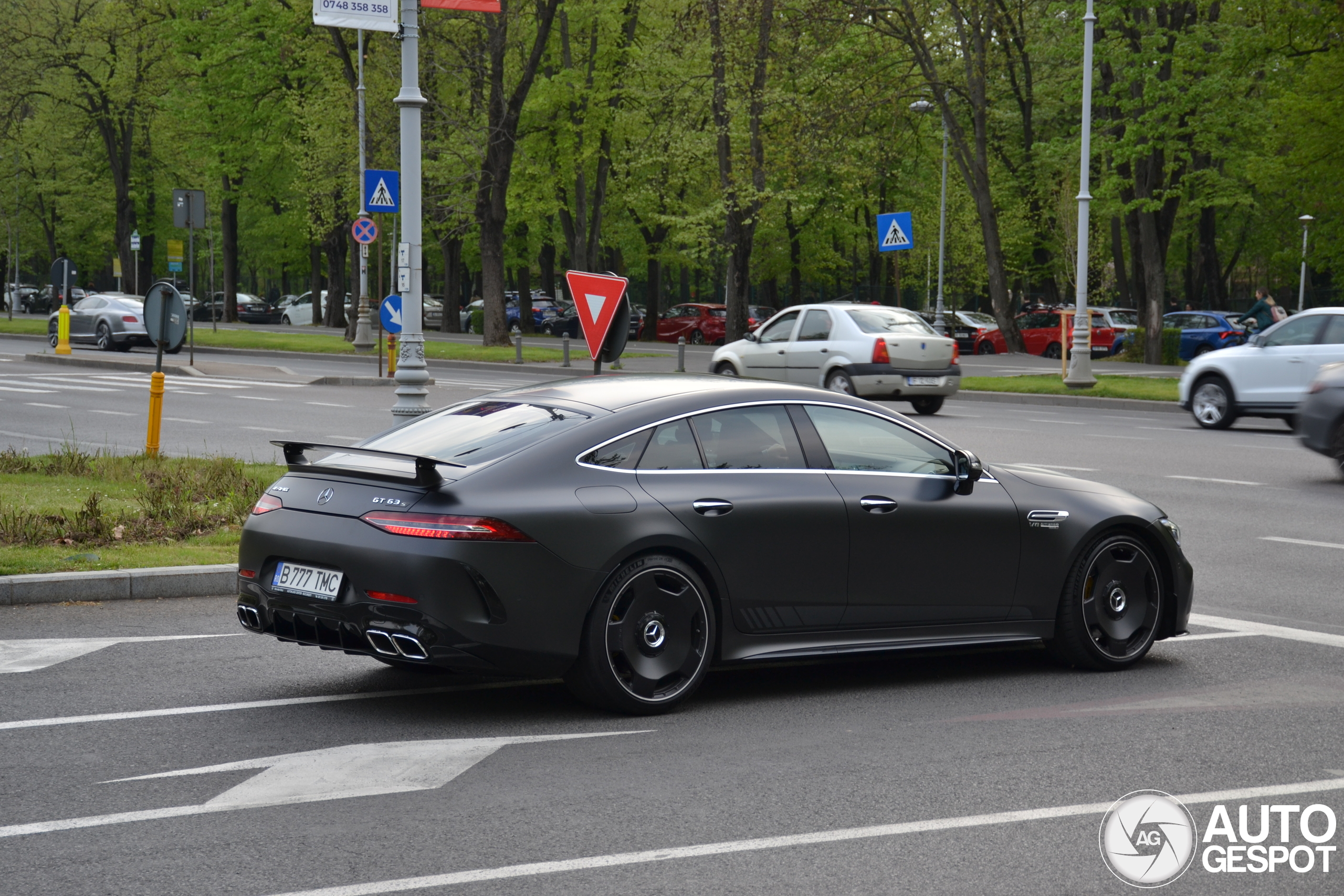 Mercedes-AMG GT 63 S X290